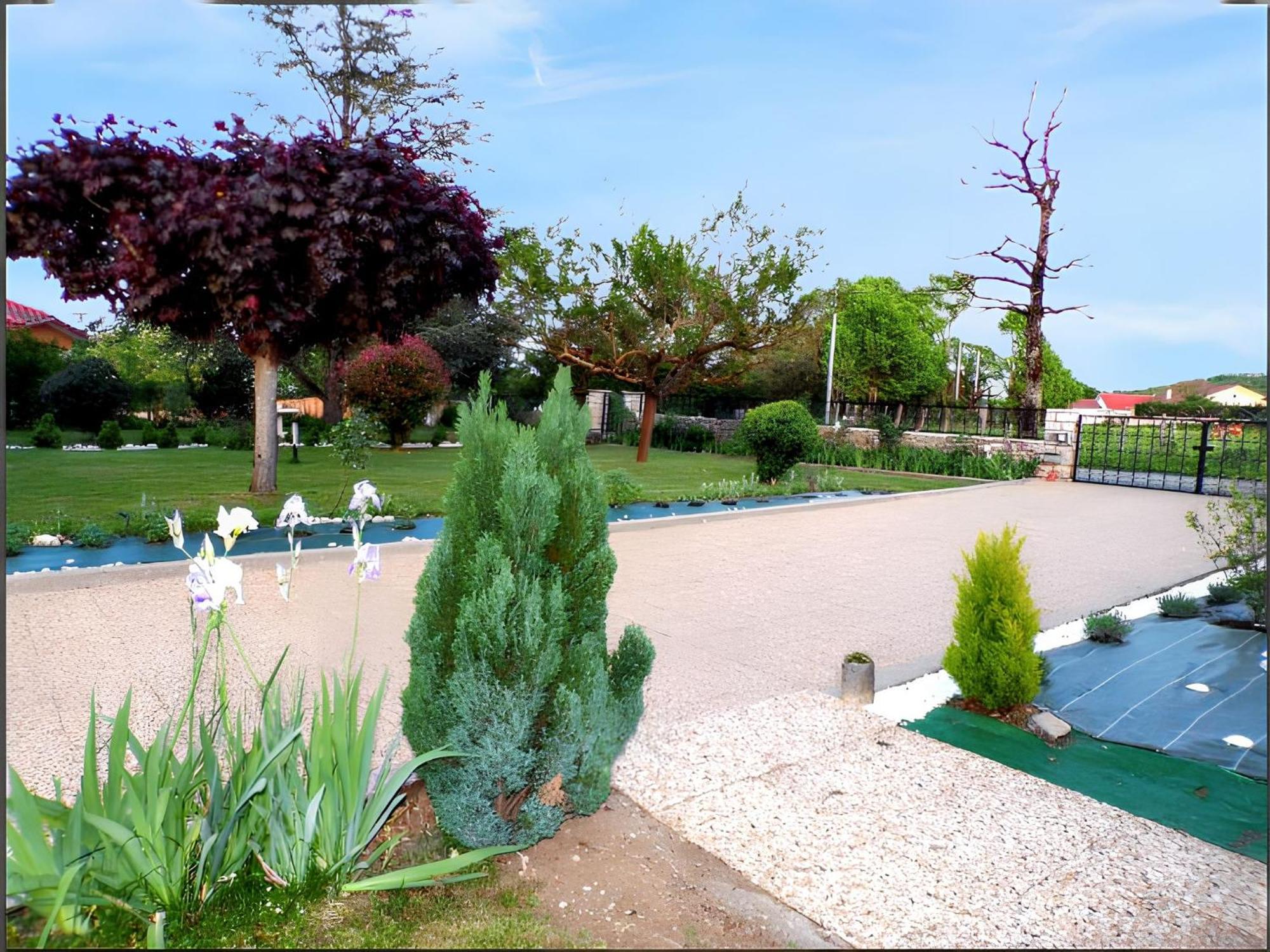 Appartement Charmant A Toulonjac Avec Jardin Et Terrasse 110 M² ภายนอก รูปภาพ
