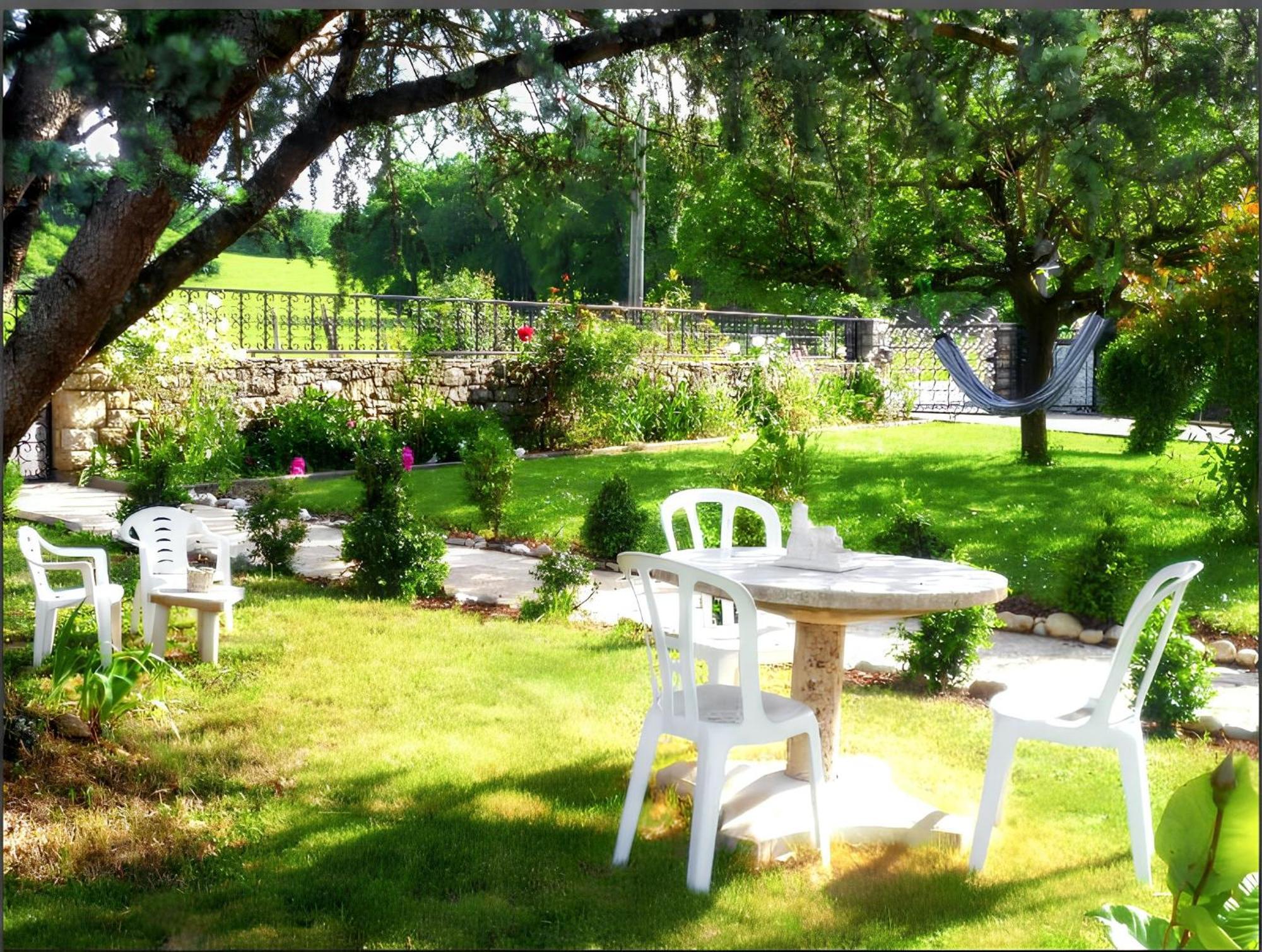Appartement Charmant A Toulonjac Avec Jardin Et Terrasse 110 M² ภายนอก รูปภาพ